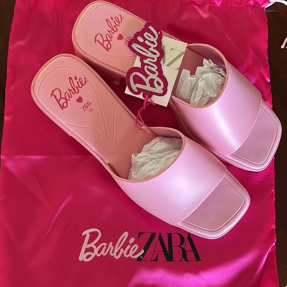 Zara Barbie rubberized lug sole sandals - Picture 14 of 16